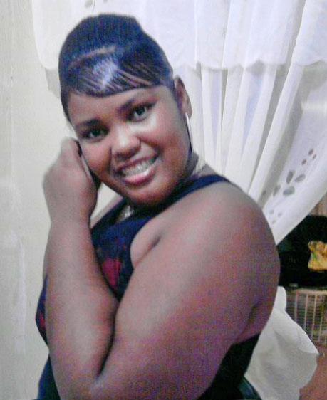 Date this nice looking Dominican Republic girl Estephania from Santiago DO5310