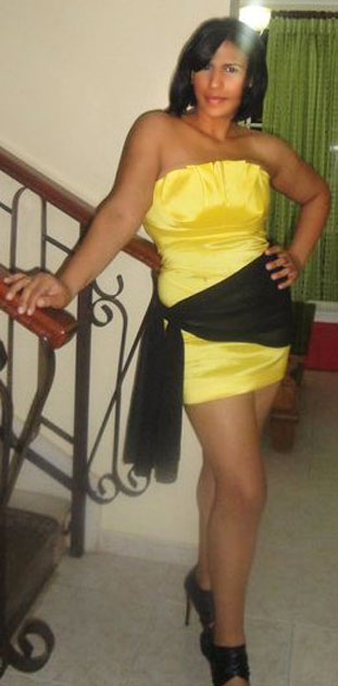 Date this gorgeous Dominican Republic girl Jessi from santiago DO5313
