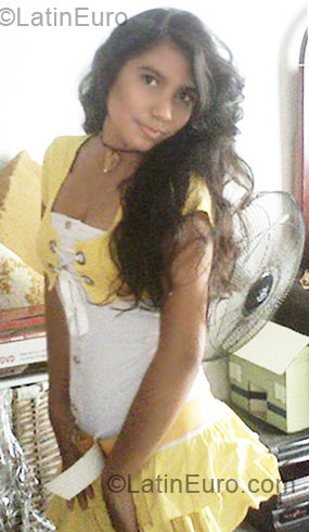 Date this beautiful Colombia girl Alejandra from Barranquilla CO7145