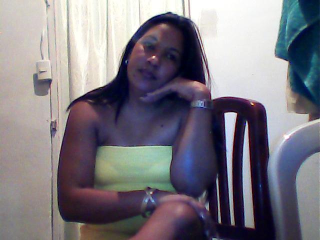 Date this georgeous Dominican Republic girl Miladys from Santo Domingo DO5316