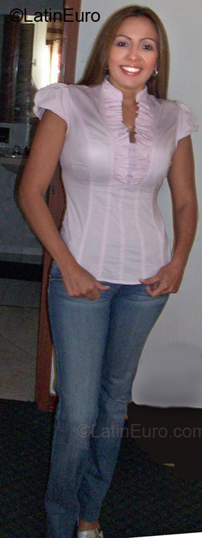 Date this foxy Colombia girl Sandra Patricia from Bogota CO5307