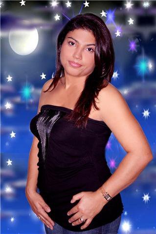 Date this attractive Colombia girl Sandra from Manizales CO5343