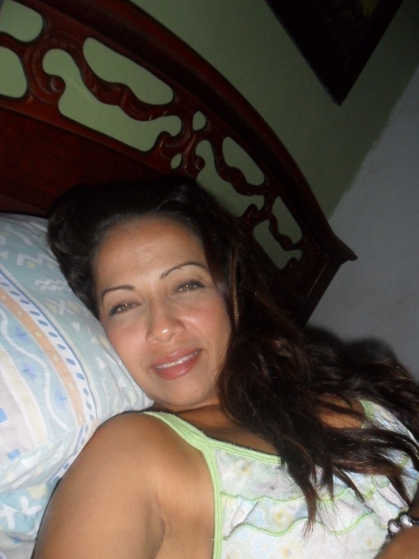 Date this delightful Colombia girl Claudia patrici from Barranquilla CO5355