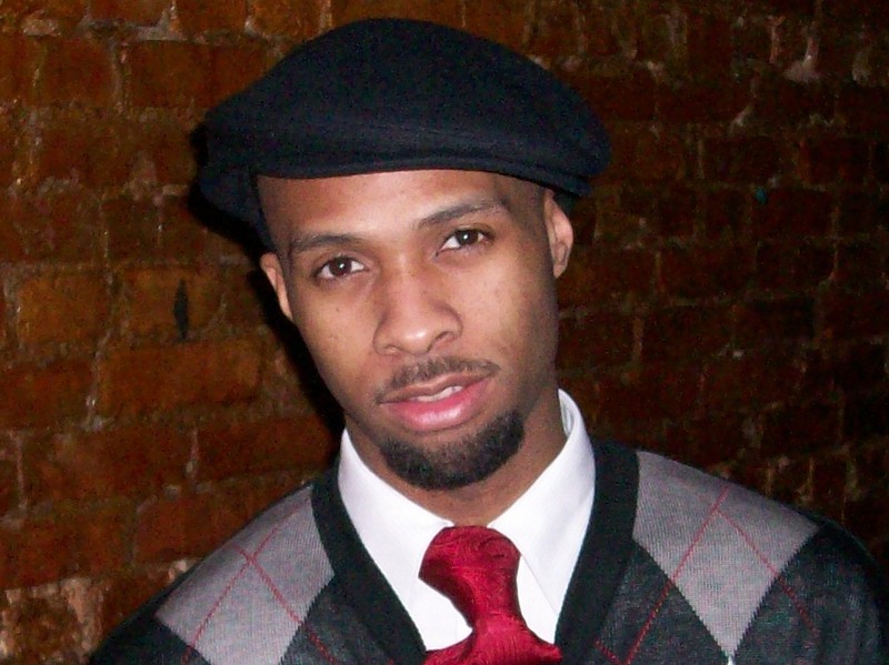 Date this delightful United States man Mikal from Philadelphia US7885