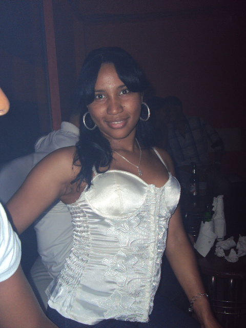 Date this voluptuous Dominican Republic girl Cesarina from Republica Dominicana DO5361