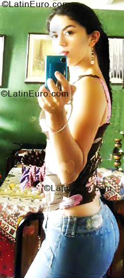 Date this tall Colombia girl Angela Maria from Cali CO5410