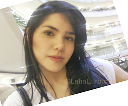 Date this lovely Colombia girl Maritza from Cali CO5413