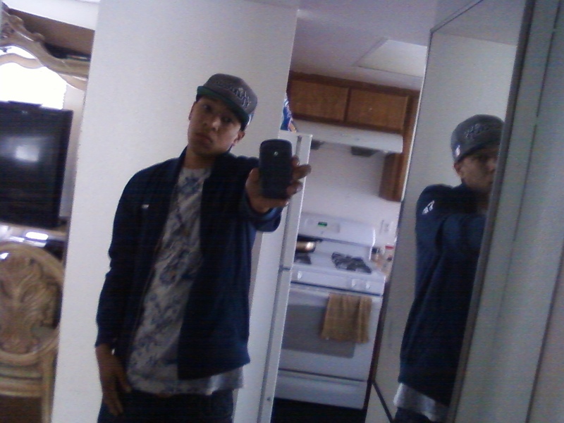 Date this athletic United States man Freshdadon from Los Angeles US7937