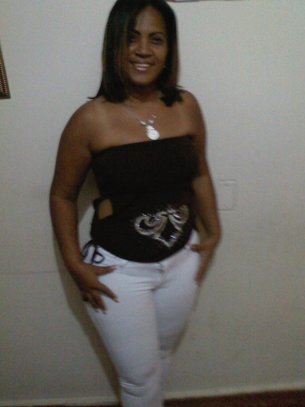 Date this attractive Dominican Republic girl Lourdes from Santiagos DO5428