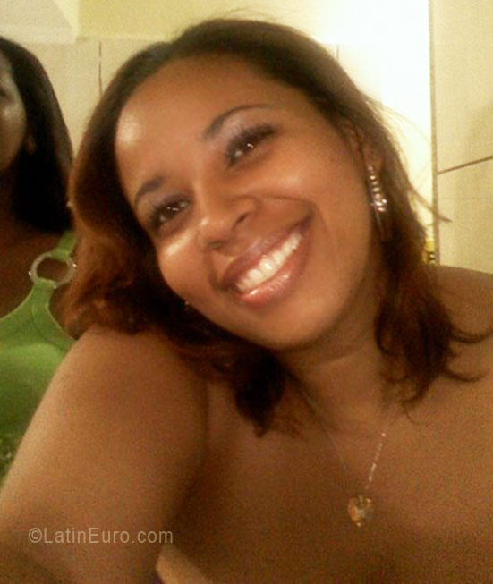 Date this funny Brazil girl Cristiane from Rio De Janeiro BR3885