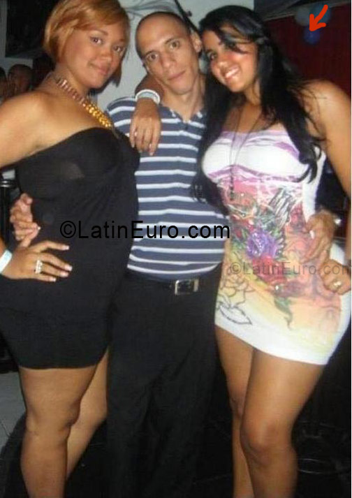 Date this athletic Dominican Republic girl Yanely from Santiago DO5437