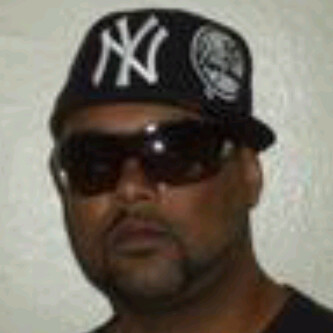 Date this gorgeous United States man Andrew from Nyc US8001