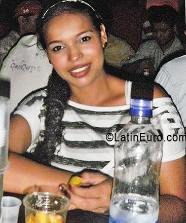 Date this hot Colombia girl Yoshira from Arauca CO5472