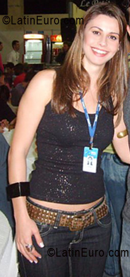 Date this pretty Brazil girl Elaine Cristina from Santa Cruz Do Rio Pardo BR3929