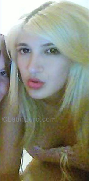 Date this tall Brazil girl Jakeline Paula from Tres Coracoes BR3967