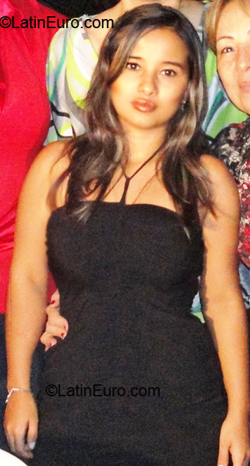 Date this tall Colombia girl Lililan from Cali CO5550