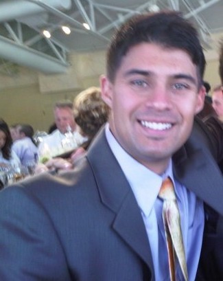 Date this tall United States man Tavofun from Sacramento US8222
