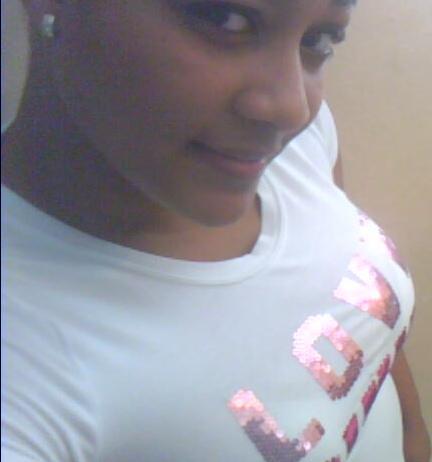 Date this stunning Dominican Republic girl Yureisy from Santiago DO5670
