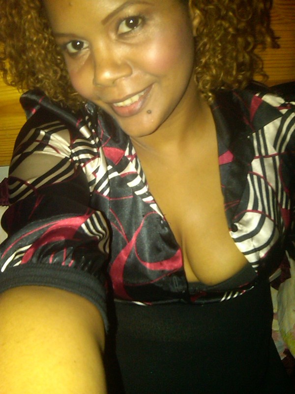 Date this georgeous Dominican Republic girl Karol1630 from Santiago DO5680