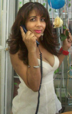 Date this attractive Dominican Republic girl Amparo from Santo Domingo DO5762