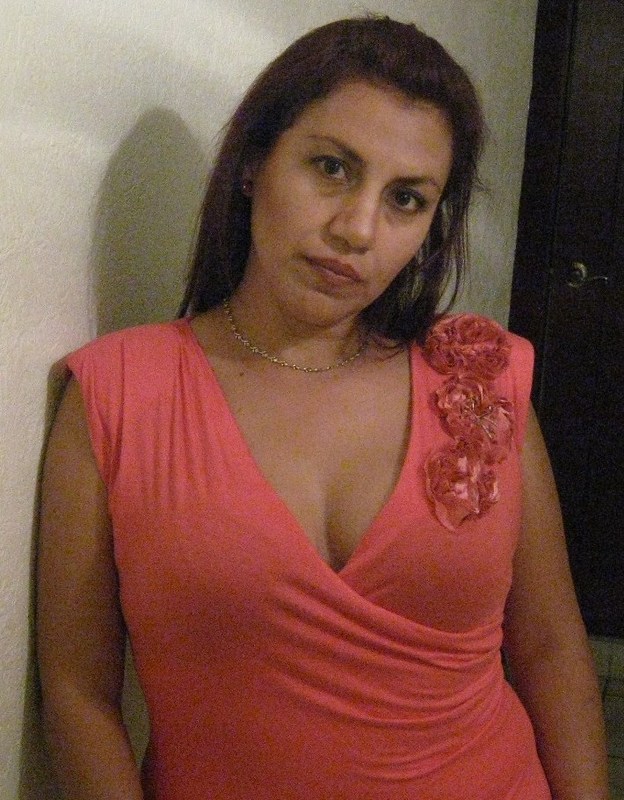 Date this happy Mexico girl Brenda from Guadalajara MX269