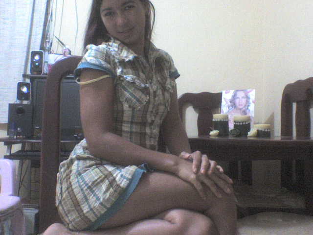 Date this foxy Dominican Republic girl Yanny from Santo Domingo DO5835