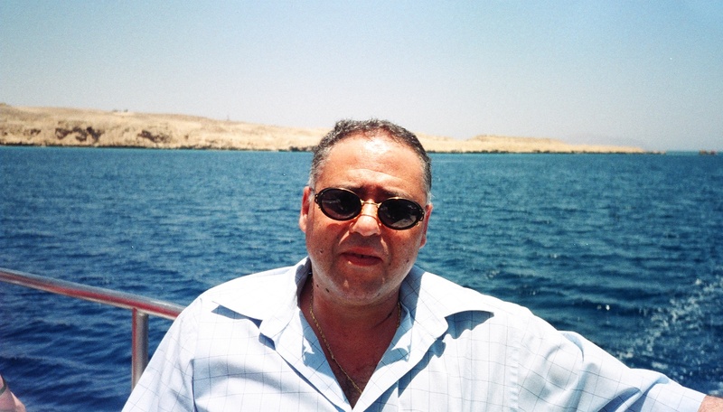Date this beautiful United Kingdom man Adaoui1 from London GB454