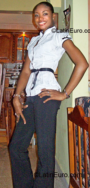 Date this good-looking Colombia girl Yuriza from Quibdo CO6920