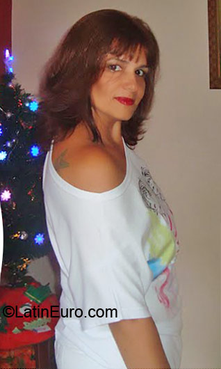Date this hard body Brazil girl Claudia from Rio de Janeiro BR4276