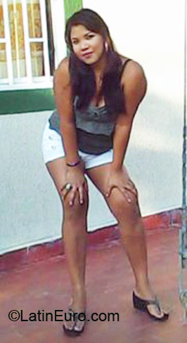 Date this nice looking Colombia girl Karen from Acacias CO5855