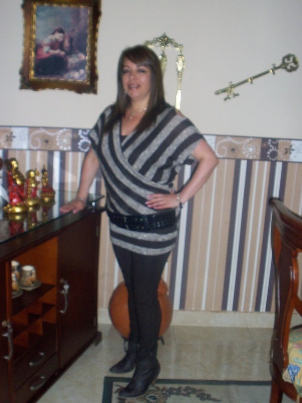 Date this gorgeous Colombia girl Elvira from Bogota CO5904