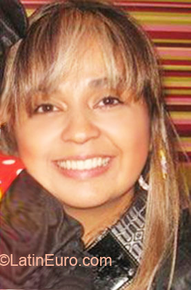 Date this young Colombia girl Lida from Cali CO5937