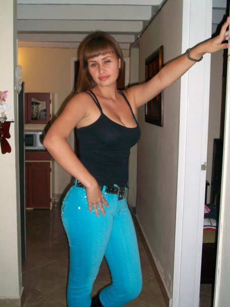 Date this hard body Colombia girl Johanna from Medellin CO5960