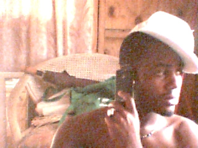 Date this young Saint Lucia man Davidson from Dennery LC7