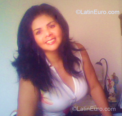 Date this foxy Colombia girl Martha Lucia from Bucaramanga CO5963