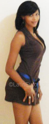 Date this voluptuous Dominican Republic girl Stefania from La Romana DO6016