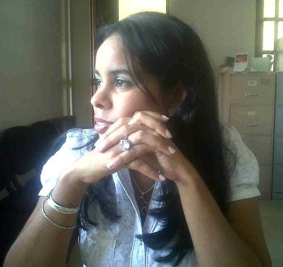 Date this nice looking Dominican Republic girl Indira grullon from Santiago De Los Caballeros DO6031
