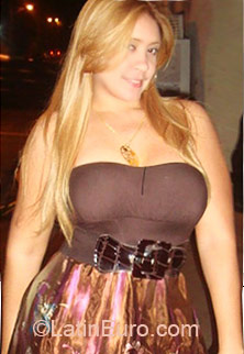 Date this charming Dominican Republic girl Yhamell from Santiago DO6035