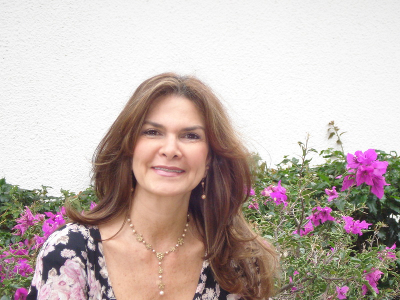 Date this fun Colombia girl Liana from Cali CO6020