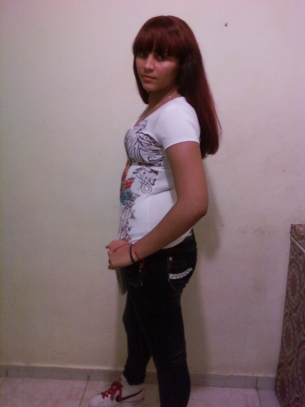 Date this happy Dominican Republic girl Nicole estefani from Santo Domingo DO6131