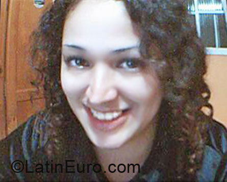 Date this delightful Brazil girl Ana from Brasilia BR4413