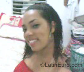 Date this funny Dominican Republic girl Escarlin from Santiago DO6233