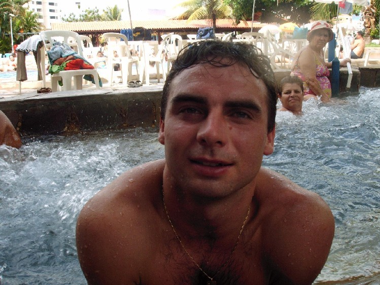 Date this exotic Ireland man Nicesexy from Donegal IE42