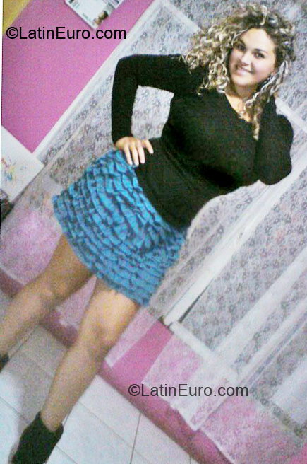 Date this exotic Costa Rica girl Cindy from Alajuela CR43