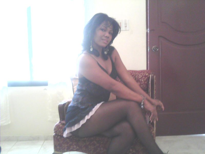 Date this funny Dominican Republic girl Carolina ventur from Santiago DO6357