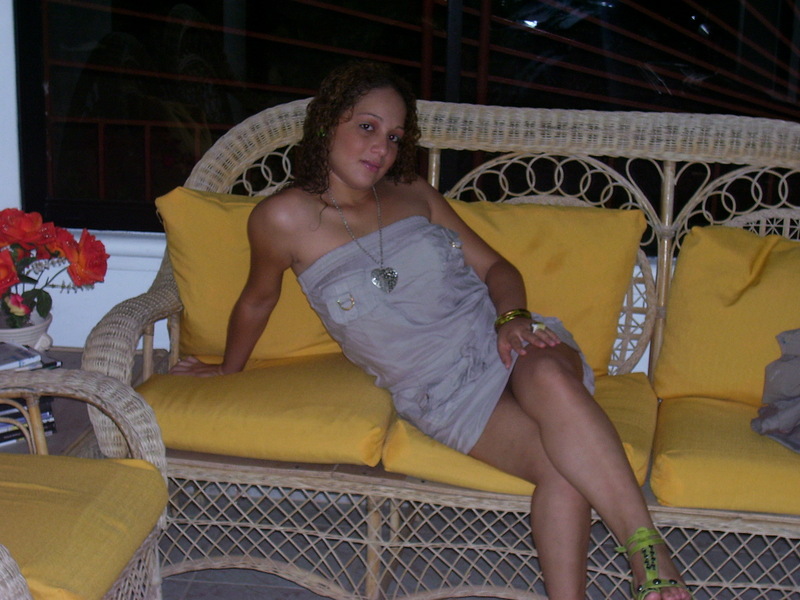Date this gorgeous Dominican Republic girl Carolina from Santiago DO6393