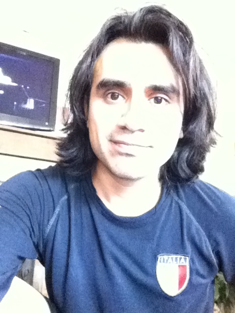 Date this georgeous United States man Carlos H from New York US8861