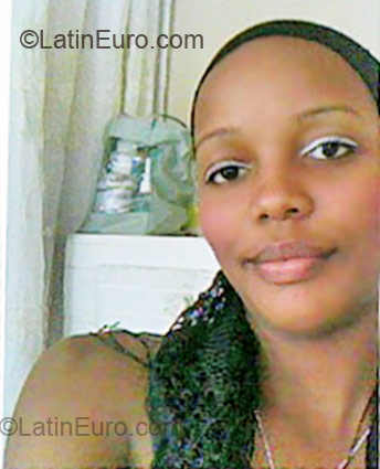 Date this hard body Dominican Republic girl Soylanda from Santo Domingo DO6497