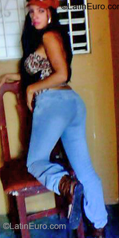 Date this delightful Dominican Republic girl Danyeli from La Romana DO6502