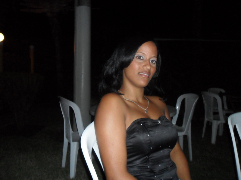 Date this pretty Dominican Republic girl Carla michel from Santo Domingo DO6516